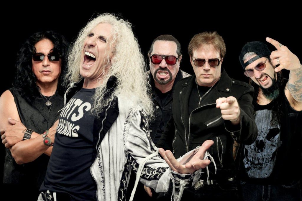 TWISTED SISTER 2016 PIC1